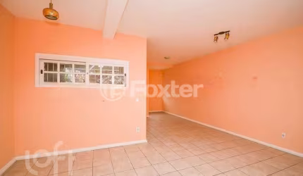 Casa com 3 quartos à venda na Rua José Antônio Chaise, 40, Hípica, Porto Alegre, 170 m2 por R$ 399.000