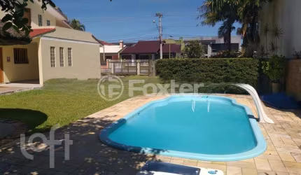 Casa com 3 quartos à venda na Rua Joao Cristiano Scheffer Filho, 573, Centro, Capão da Canoa, 256 m2 por R$ 1.650.000