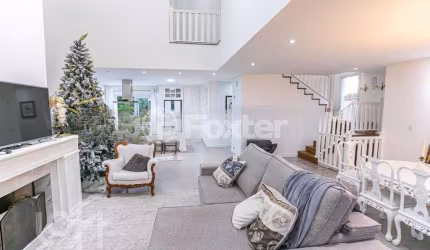 Casa com 3 quartos à venda na Rua Raymundo A Bisol, 100, Vale das Colinas, Gramado, 300 m2 por R$ 2.300.000