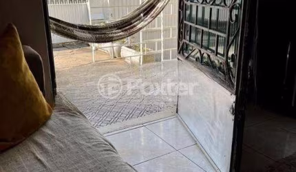 Casa com 2 quartos à venda na Rua Sílvio Romero, 323, Partenon, Porto Alegre, 217 m2 por R$ 650.000
