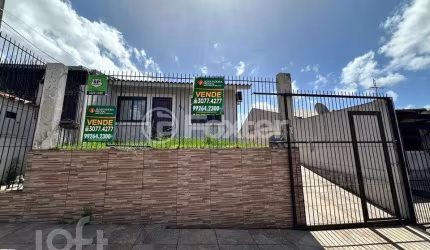 Casa com 2 quartos à venda na Rua Verona, 122, São José, Canoas, 40 m2 por R$ 470.000