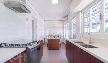 Casa com 3 quartos à venda na Rua Afonso Pena, 154, Azenha, Porto Alegre, 108 m2 por R$ 890.000