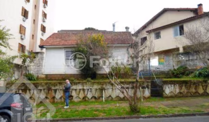 Casa com 2 quartos à venda na Rua Visconde de Duprat, 382, Petrópolis, Porto Alegre, 279 m2 por R$ 835.000