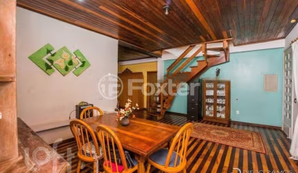 Casa com 6 quartos à venda na Rua Leme, 144, Ipanema, Porto Alegre, 450 m2 por R$ 930.000