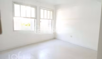 Apartamento com 2 quartos à venda na Rua Santo Antônio, 611, Floresta, Porto Alegre, 107 m2 por R$ 390.000