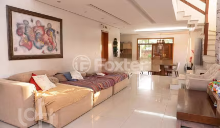 Casa com 3 quartos à venda na Rua Vidal Brasil, 815, Hamburgo Velho, Novo Hamburgo, 219 m2 por R$ 950.000
