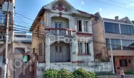 Casa com 4 quartos à venda na Avenida Bento Gonçalves, 2337, Partenon, Porto Alegre, 300 m2 por R$ 1.200.000