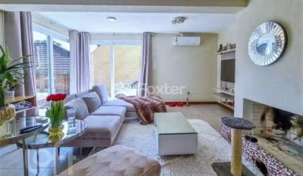 Casa com 3 quartos à venda na Rua Leopoldo Prux, 153, Parque das Hortênsias, Canela, 161 m2 por R$ 1.250.000