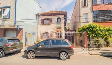 Casa comercial com 2 salas à venda na Rua Silva Só, 147, Santa Cecília, Porto Alegre, 230 m2 por R$ 920.000