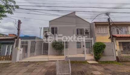 Casa com 3 quartos à venda na Rua Márcio Dias, 480, Nonoai, Porto Alegre, 230 m2 por R$ 1.300.000