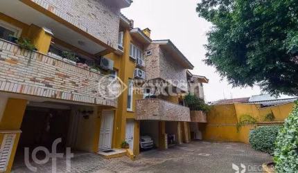 Casa em condomínio fechado com 3 quartos à venda na Rua Almirante Câmara, 262, Tristeza, Porto Alegre, 160 m2 por R$ 695.000