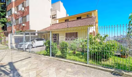 Casa com 6 quartos à venda na Rua Cervantes, 17, Jardim Botânico, Porto Alegre, 275 m2 por R$ 1.450.000