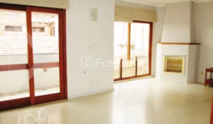 Apartamento com 3 quartos à venda na Rua Engenheiro Álvaro Nunes Pereira, 25, Moinhos de Vento, Porto Alegre, 117 m2 por R$ 898.000