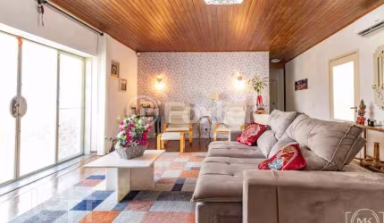 Casa com 4 quartos à venda na Rua Olavo Bilac, 735, Azenha, Porto Alegre, 249 m2 por R$ 990.000