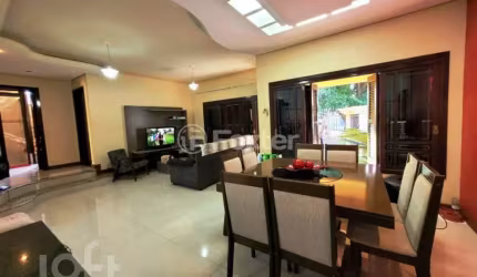 Casa com 3 quartos à venda na Rua Divo Fernandes Dias, 21, Capão da Cruz, Sapucaia do Sul, 200 m2 por R$ 885.000