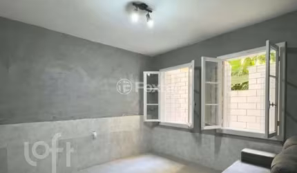 Casa com 3 quartos à venda na Rua Washington Luiz, 302, Centro Histórico, Porto Alegre, 102 m2 por R$ 465.000