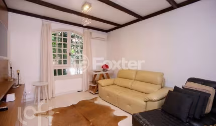 Casa em condomínio fechado com 3 quartos à venda na Avenida Cai, 303, Cristal, Porto Alegre, 194 m2 por R$ 799.000