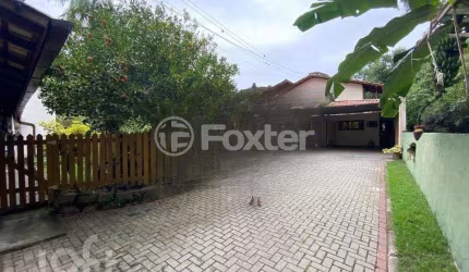 Casa com 5 quartos à venda na Avenida Afonso Delambert Neto, 6087, Lagoa da Conceição, Florianópolis, 250 m2 por R$ 4.028.000