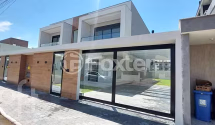Casa com 3 quartos à venda na Rua Valmor Della Giustina, 1, Ingleses do Rio Vermelho, Florianópolis, 200 m2 por R$ 1.480.000