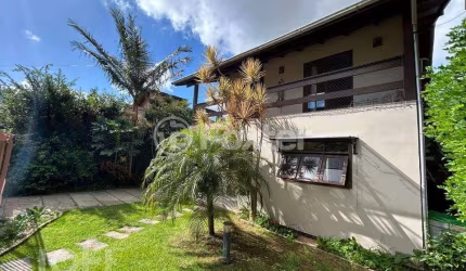 Casa com 3 quartos à venda na Servidão Costa do Moçambique, 358, São João do Rio Vermelho, Florianópolis, 180 m2 por R$ 904.000