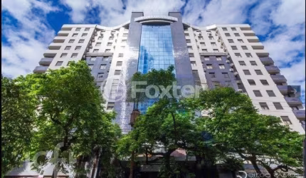 Kitnet / Stúdio à venda na Rua Miguel Tostes, 30, Rio Branco, Porto Alegre, 37 m2 por R$ 372.000