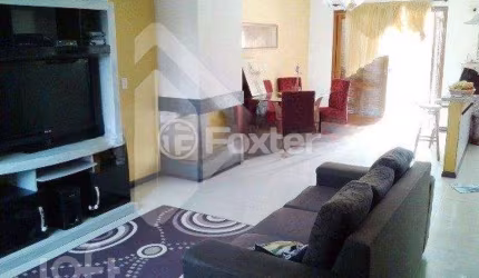 Casa com 3 quartos à venda na Rua Felipe Arísio, 226, Hípica, Porto Alegre, 151 m2 por R$ 560.000