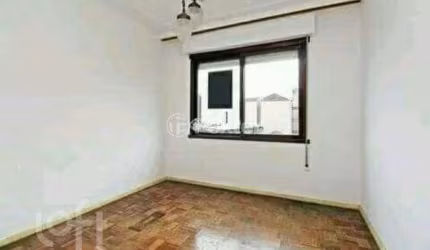 Apartamento com 2 quartos à venda na Avenida Benjamin Constant, 17, São João, Porto Alegre, 55 m2 por R$ 200.000