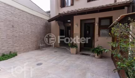 Casa com 3 quartos à venda na Avenida Copacabana, 133, Tristeza, Porto Alegre, 197 m2 por R$ 1.300.000