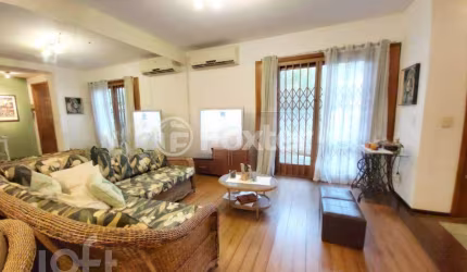 Casa com 3 quartos à venda na Avenida Oswaldo Gonçalves Cruz, 108, Ipanema, Porto Alegre, 149 m2 por R$ 700.000