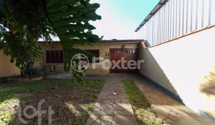 Casa com 4 quartos à venda na Rua Camaqua, 151, Mathias Velho, Canoas, 138 m2 por R$ 580.000