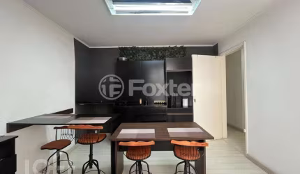Apartamento com 2 quartos à venda na Rua Caldas Júnior, 20, Centro Histórico, Porto Alegre, 50 m2 por R$ 300.000
