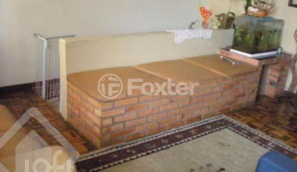 Casa com 3 quartos à venda na Avenida Nonoai, 63, Nonoai, Porto Alegre, 180 m2 por R$ 630.000