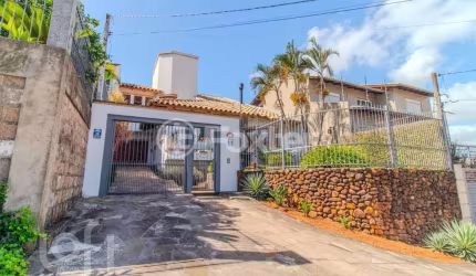 Casa com 3 quartos à venda na Avenida Cai, 922, Cristal, Porto Alegre, 225 m2 por R$ 1.350.000