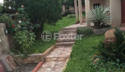 Casa com 3 quartos à venda na Rua Darcy Cristiano Bernardi, 22, Olaria, Canoas, 200 m2 por R$ 650.000