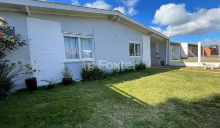 Casa com 2 quartos à venda na Rua Sepetiba, 77, Atlântida Sul (Distrito), Osório, 90 m2 por R$ 380.000