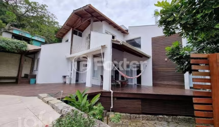 Casa com 3 quartos à venda na Rua Durval Pires da Cunha, 322, Sambaqui, Florianópolis, 300 m2 por R$ 3.200.000