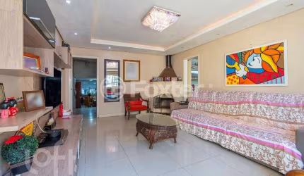 Casa com 3 quartos à venda na Rua Vasco da Gama, 144, Centro, Canoas, 136 m2 por R$ 899.000