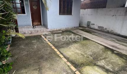 Casa com 3 quartos à venda na Rua Nebraska, 64, Mato Grande, Canoas, 70 m2 por R$ 410.000