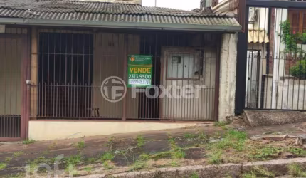 Casa com 3 quartos à venda na Rua Gaspar de Lemos, 149, Vila Ipiranga, Porto Alegre, 117 m2 por R$ 390.000