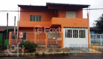 Casa com 4 quartos à venda na Quadra R Três, 28, Guajuviras, Canoas, 200 m2 por R$ 300.000