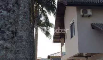 Casa com 6 quartos à venda na Rua das Grevileas, 69, Cachoeira do Bom Jesus, Florianópolis, 315 m2 por R$ 3.200.000