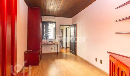 Casa com 4 quartos à venda na Rua Valparaíso, 993, Jardim Botânico, Porto Alegre, 180 m2 por R$ 847.000