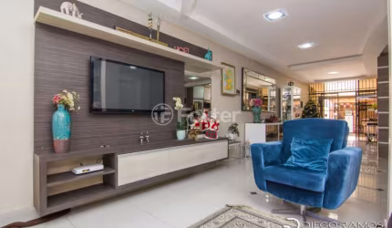 Casa com 4 quartos à venda na Rua Folha da Tarde, 58, Cristal, Porto Alegre, 201 m2 por R$ 1.000.000