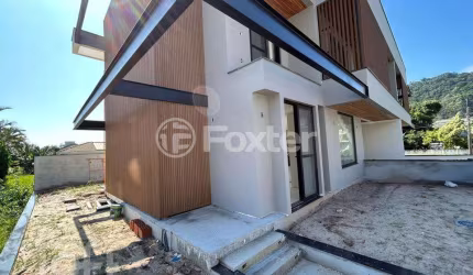 Casa com 3 quartos à venda na Rua das Piraúnas, 581, Jurerê Internacional, Florianópolis, 263 m2 por R$ 4.650.000