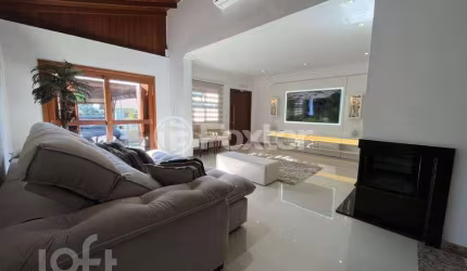 Casa com 4 quartos à venda na Rua Gustavo Miller, 333, Eugênio Ferreira, Canela, 180 m2 por R$ 1.800.000