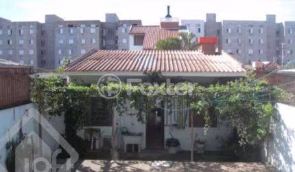 Casa com 3 quartos à venda na Rua São Guilherme, 197, Vila São José, Porto Alegre, 280 m2 por R$ 900.000