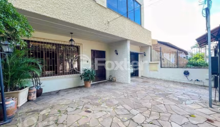 Casa com 5 quartos à venda na Rua Abílio Miller, 82, Jardim Itu Sabará, Porto Alegre, 423 m2 por R$ 1.425.000