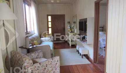 Casa com 3 quartos à venda na Rua Doutor Rodrigues Alves, 263, Chácara das Pedras, Porto Alegre, 363 m2 por R$ 550.000