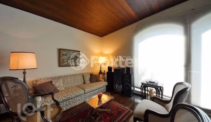 Casa com 3 quartos à venda na Rua Coroados, 526, Vila Assunção, Porto Alegre, 350 m2 por R$ 1.270.000