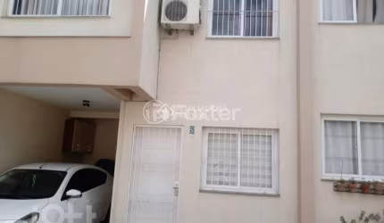 Casa em condomínio fechado com 3 quartos à venda na Rua Santa Terezinha, 477, Nossa Senhora das Graças, Canoas, 99 m2 por R$ 468.000